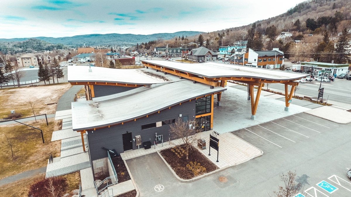 Découvrez l'exposition La Féérie des couleurs à SainteAdèle